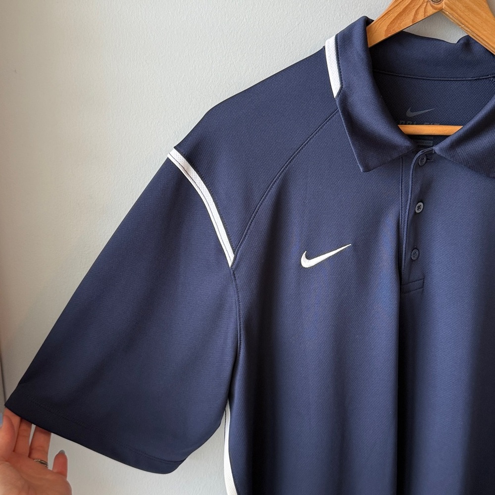 Nike Men’s Dri Fit Navy Blue and White Polo - Picture 4 of 7
